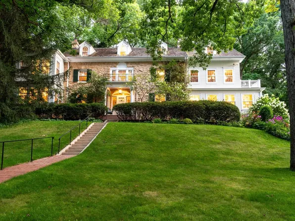 1124 Oak Way, Madison, WI 53705