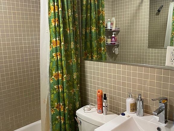 3rd image of 296 Harman St #1G
