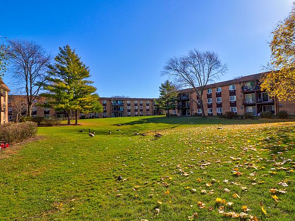 2nd image of 745 Heritage Dr #10206