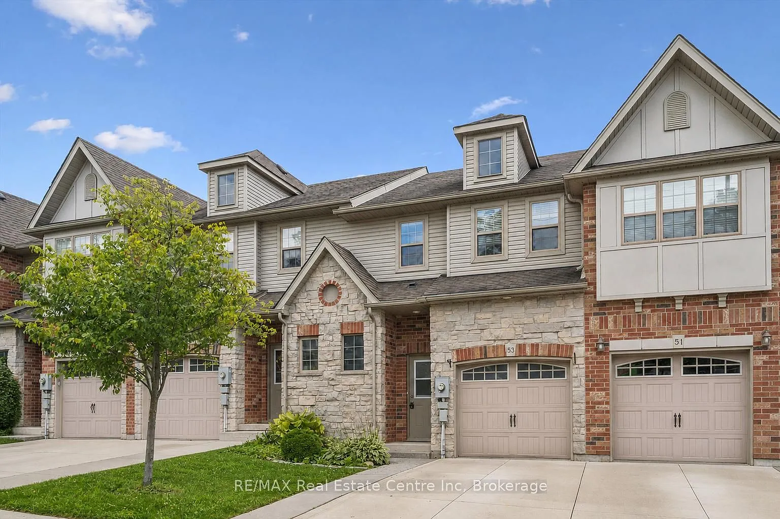 3 bed, $3,000 — Photo 1