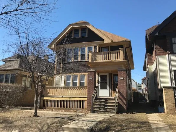 2605 N 49th St, Milwaukee, WI 53210