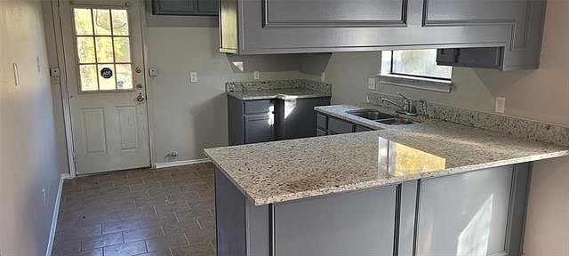 1st image of 6725 Glenbrook Ln #6727