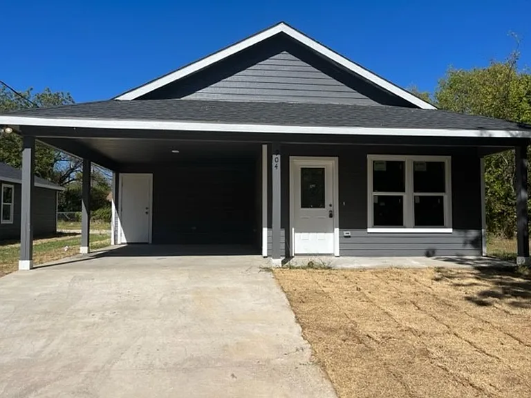 7121 Yuma Dr — Photo 1
