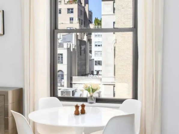 55 East 65th Street image 10 of 16