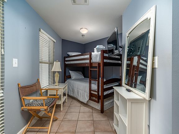 3rd image of 9900 Thomas Dr Unit 2010