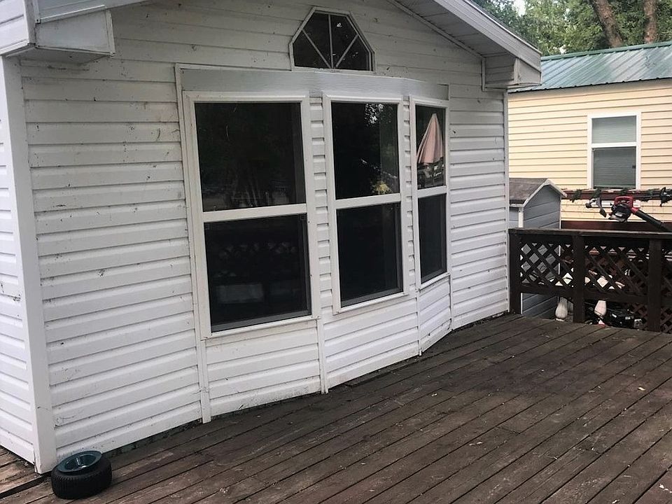 1st image of 18490 Amber Ln