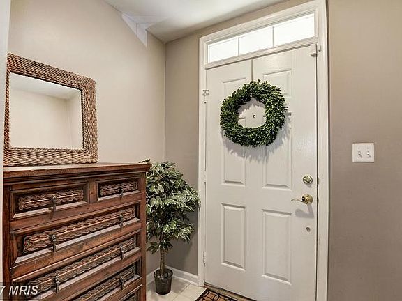 Great interior with wonderful features and space