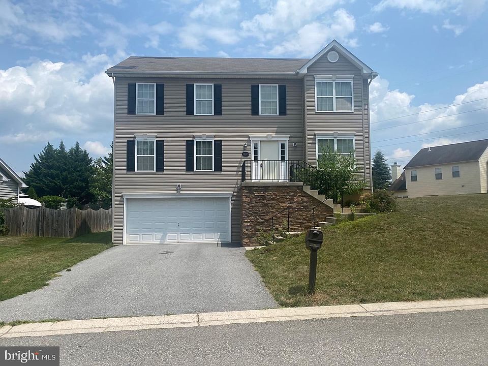 1st image of Essex Dr