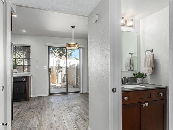 5th image of 5704 E AIRE LIBRE Avenue #1093