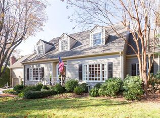 3 Saint Simons Sq, Greensboro, NC 27408