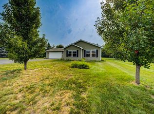 725 Francis Dr, Traverse City, MI 49696
