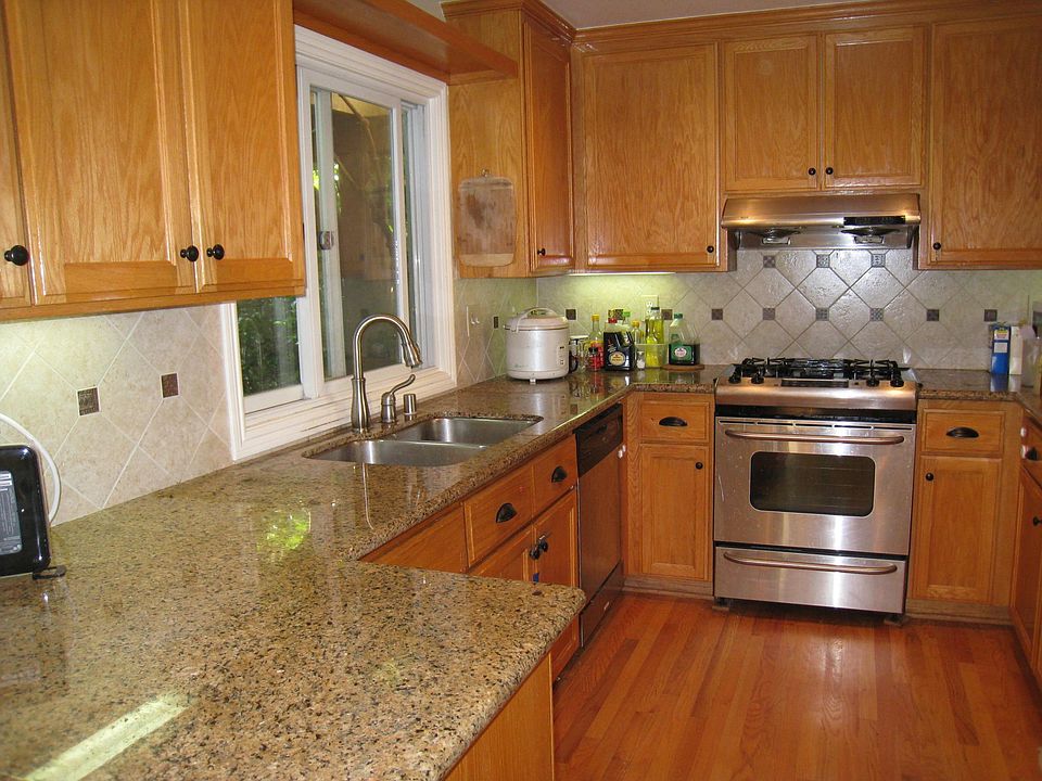 1st image of 737 Loma Verde Ave APT 8