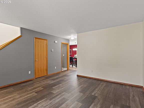 5th image of 311 NW 147th Cir