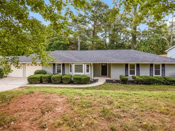 4371 S Landing Dr, Marietta, GA 30066