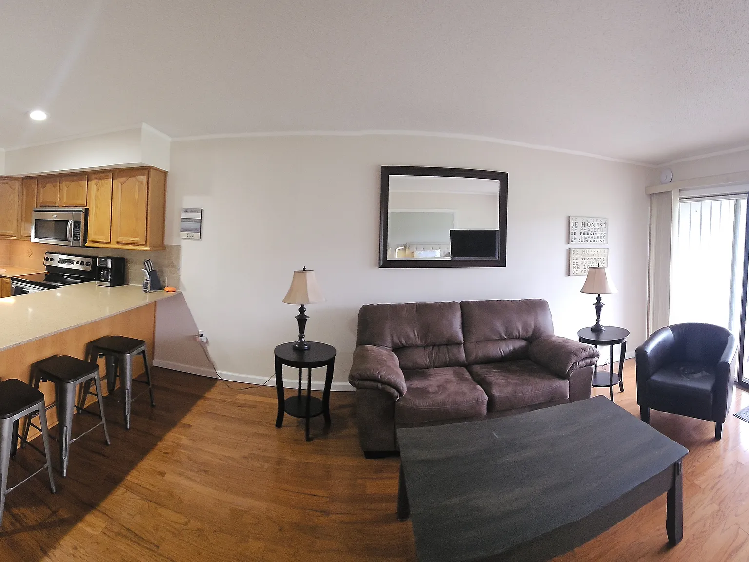 1 bed, 800 sqft, $1,650 — Photo 4