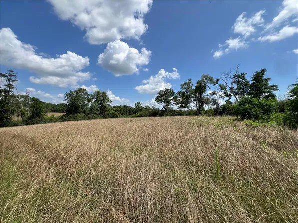 N Peckerwoods Rd, Kentwood, LA 70444
