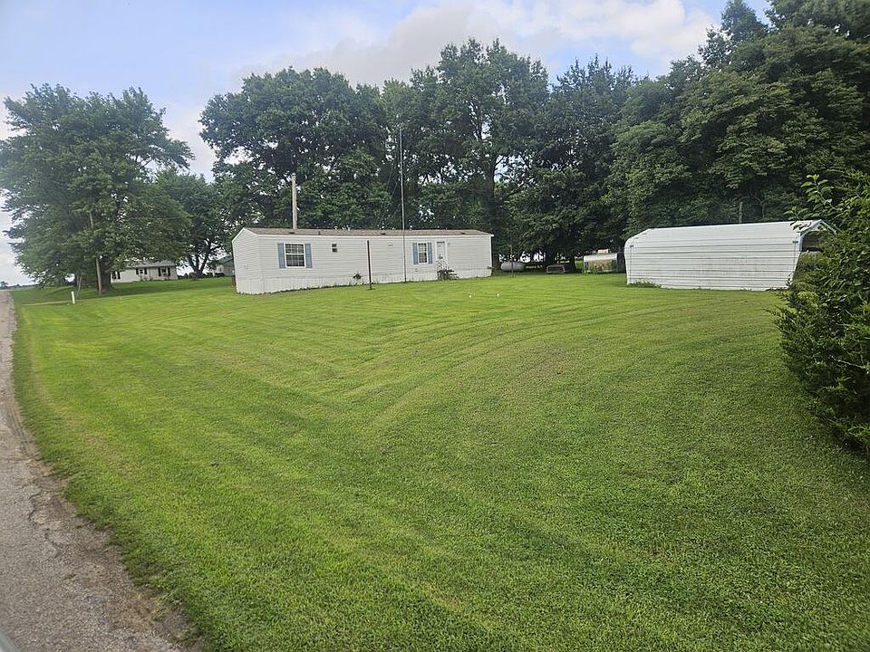 1st image of 206 Cemetery Rd