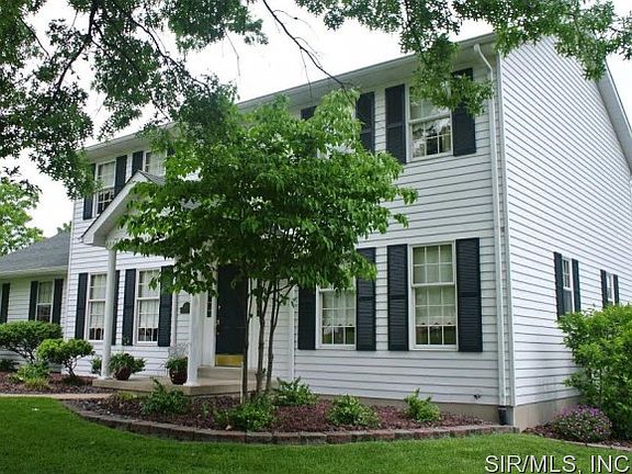 2nd image of 108 Parkwood Dr