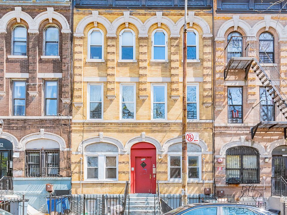 2nd image of 260 Cornelia St #1