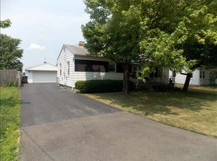 15789 Virginia Ct, Monroe, MI 48161