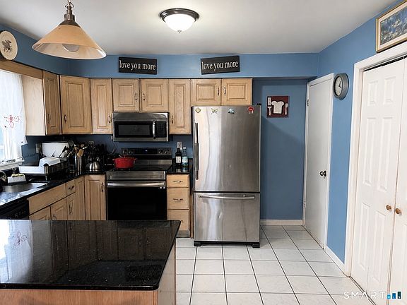3rd image of 176 Magnolia Street