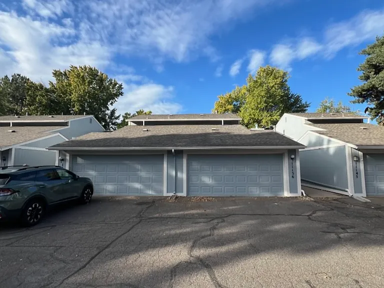 11156 E Linvale Dr — Photo 1