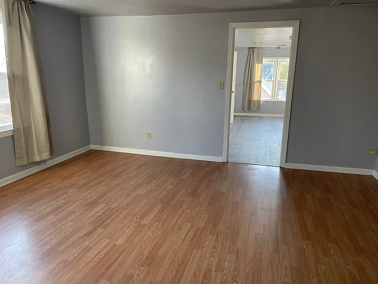 28 Cedar St #3 — Photo 16