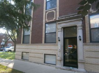 1757 W Berteau Ave, Chicago, IL 60613