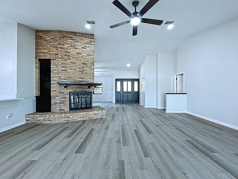 2881 Hammock Dr — Photo 45