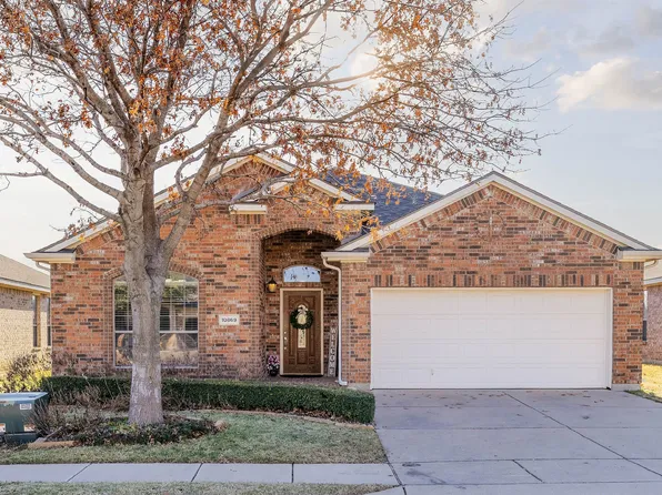 10869 Hawks Landing Rd, Fort Worth, TX 76115