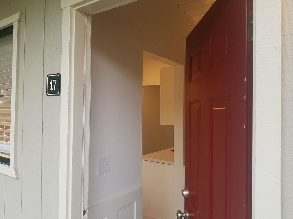 1st image of 342 E Saint Charles St APT 17