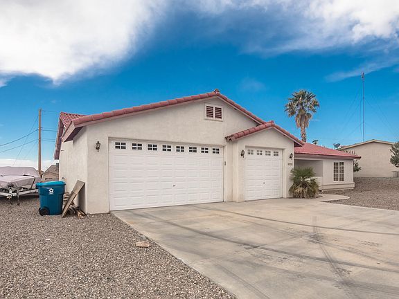 3rd image of 3791 Monterey Dr