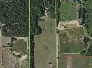 1260 E Litchfield Rd, Jonesville, MI 49250