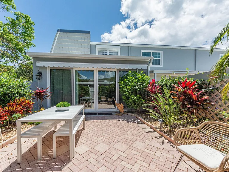 2735 Ocean Dr #A-18 — Photo 26