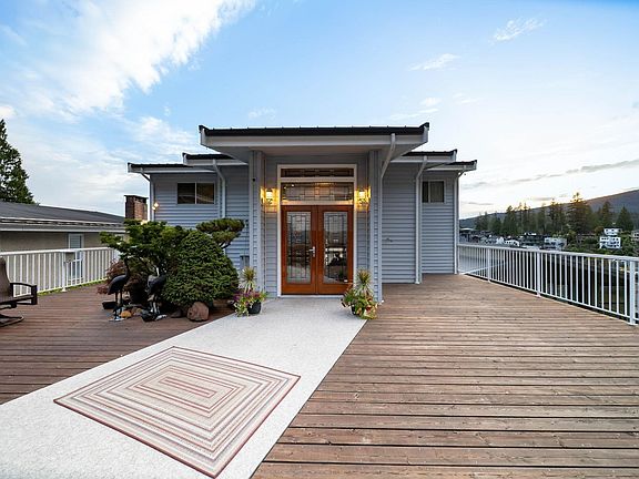 4th image of 4705 Belcarra Bay Rd