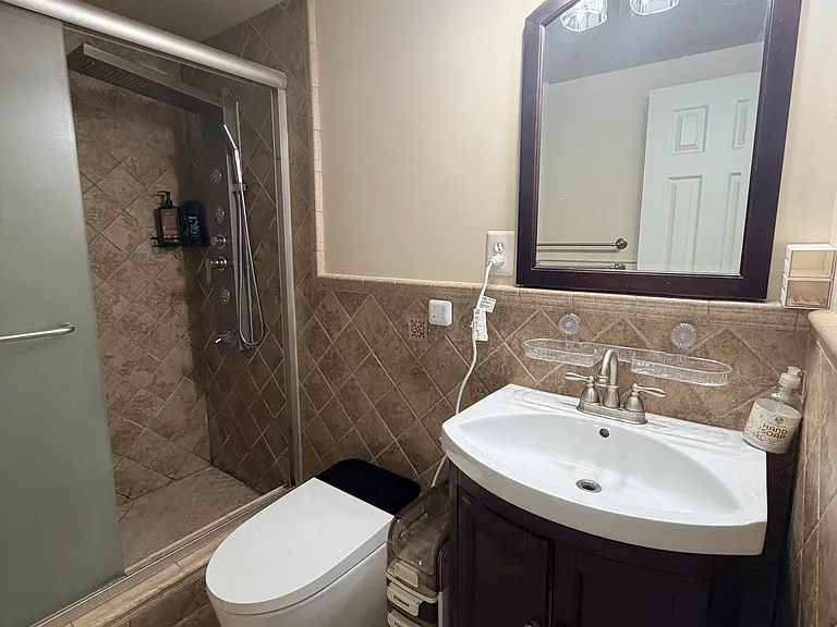 8290 White Pine Dr — Photo 2