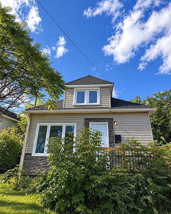 1st image of 9 Clinton Ave