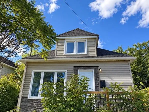 9 Clinton Ave, Moncton, NB E1C 3X5