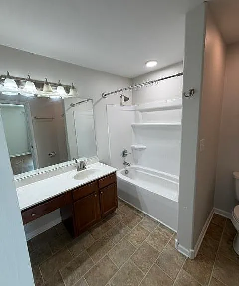 156 Stephen Dr — Photo 5