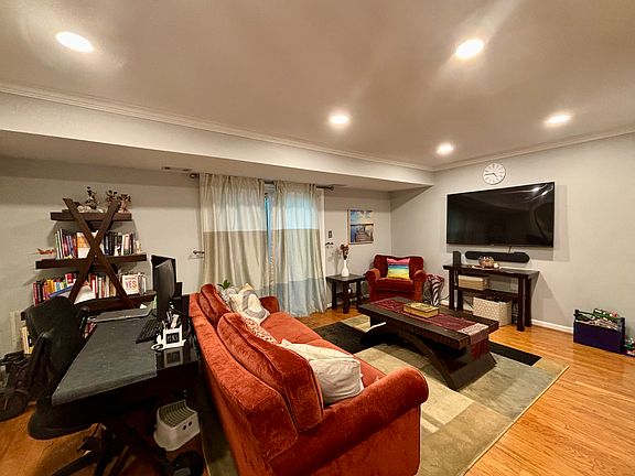 5th image of 5729 Independence Cir