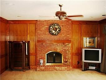3rd image of 2345 W 158th Cir