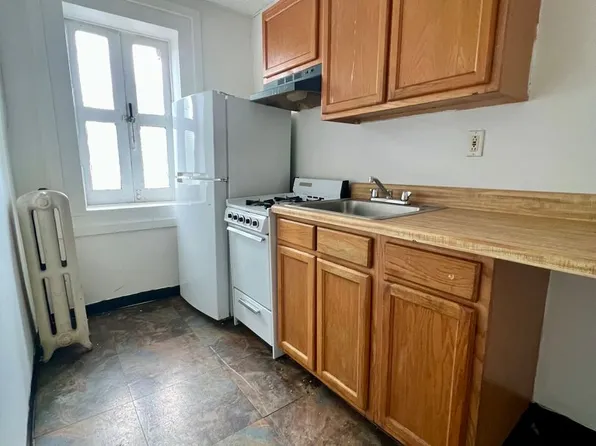 Clifton Ave 1001