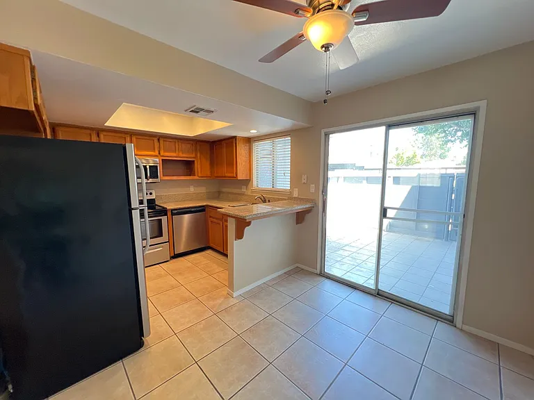 2600 Brookside Dr #20 — Photo 5