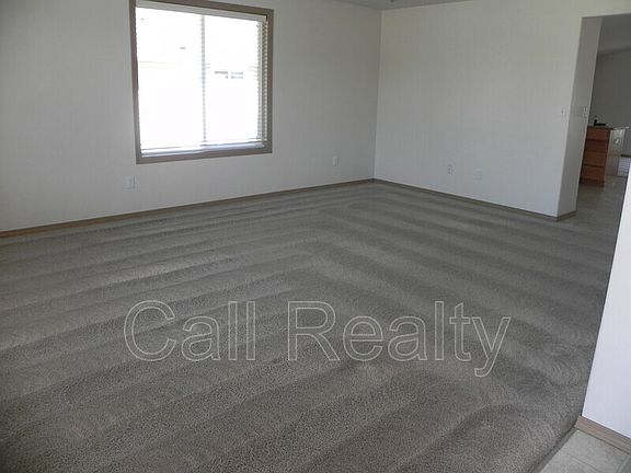 3rd image of 7011 S West Terrace Dr