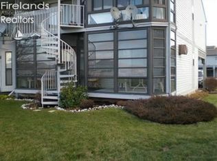 6458 Teal Bnd, Oak Harbor, OH 43449