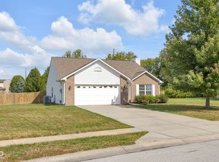 8214 Stonelick Dr, Avon, IN 46123