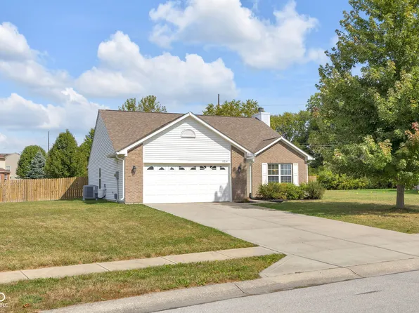 8214 Stonelick Dr, Avon, IN 46123