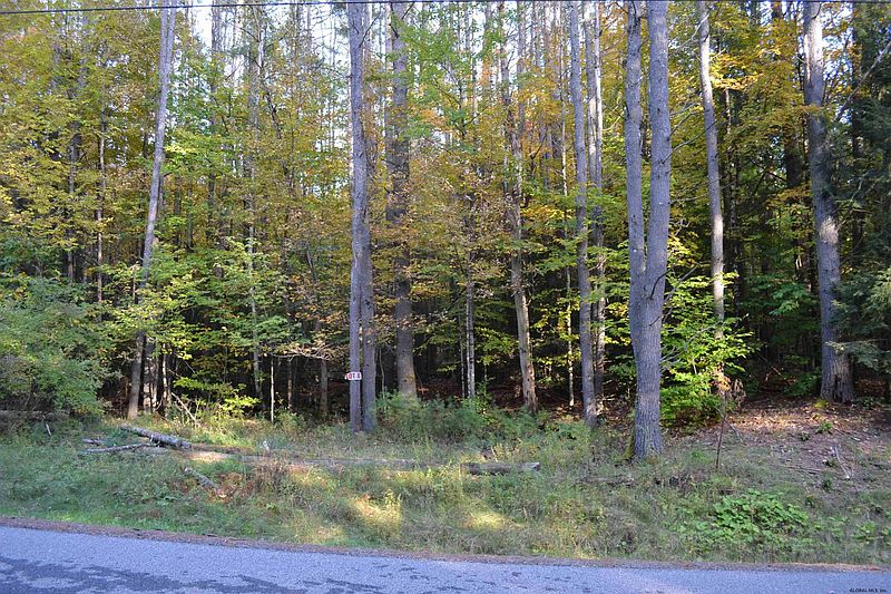 2nd image of L828 HENDRICKS Road