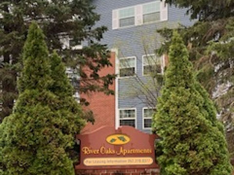 1st image of 550 Cottonwood Ave APT 107