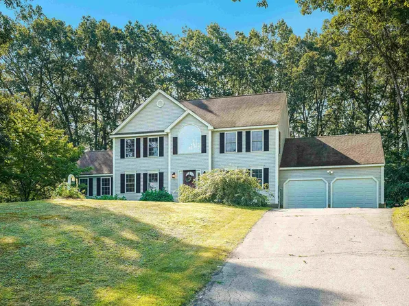 34 Gabrielle Drive, Hudson, NH 03051